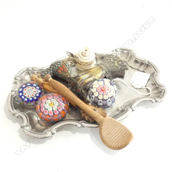 TRAY LOT ASST. ETHNIC BIBELOT