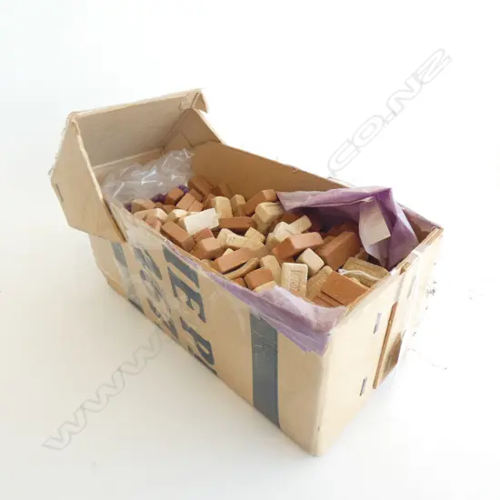 LUKE ADAMS KIDDI BRICKS COLLECTION