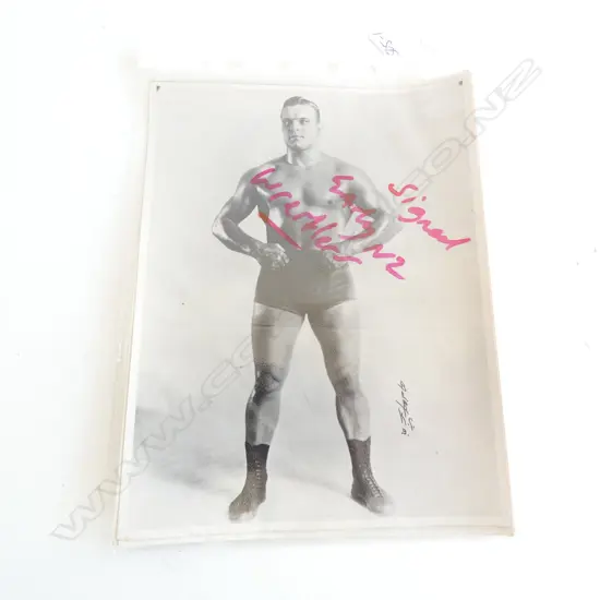4 VINTAGE SIGNED PHOTOS OF EARLY NZ WRESTLERS