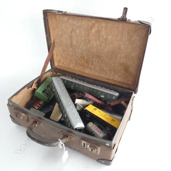SUITCASE w. OLD TOY TRAINS 