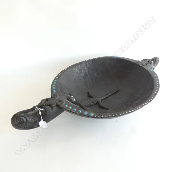 LARGE CARVED TRIBAL BOWL, CROCODILE HEAD HANDLES L.730mm