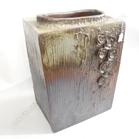 VERY LGE NZ STUDIO POTTERY SLAB BUILT VASE