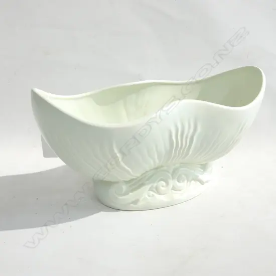 CROWN LYNN MINT GLAZE VASE #552 W.275mm