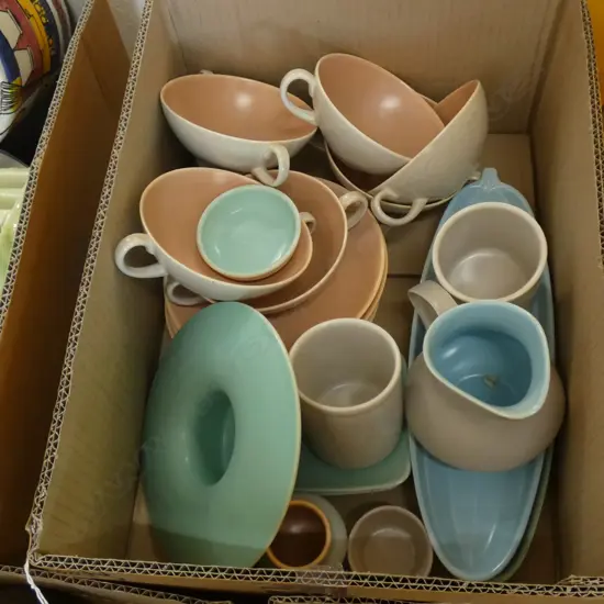 BOX LOT TWIN TONE POOLE