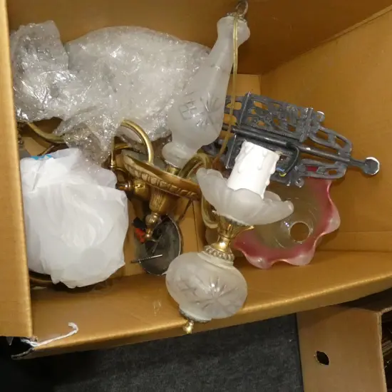 BOX OLD LIGHT FITTINGS