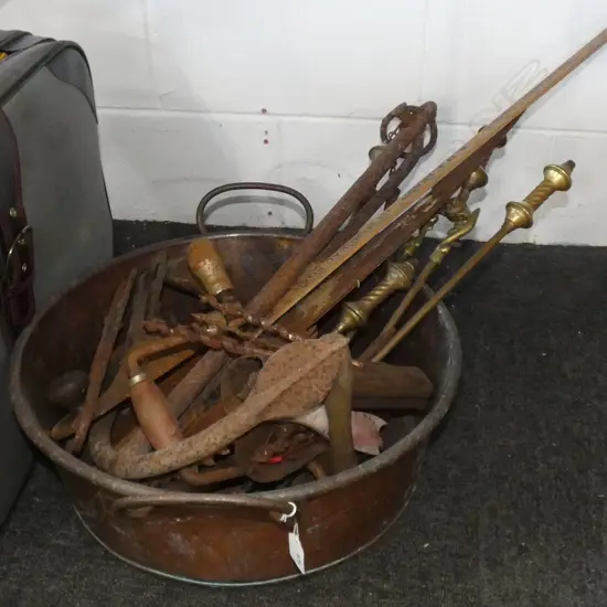COPPER PAN WITH TOOLS ETC