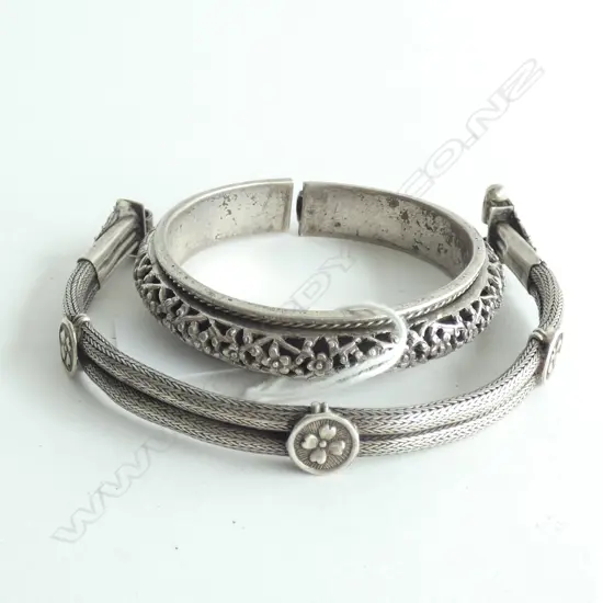 VINTAGE SILVER BANGLE & BRACELET (NO PIN)