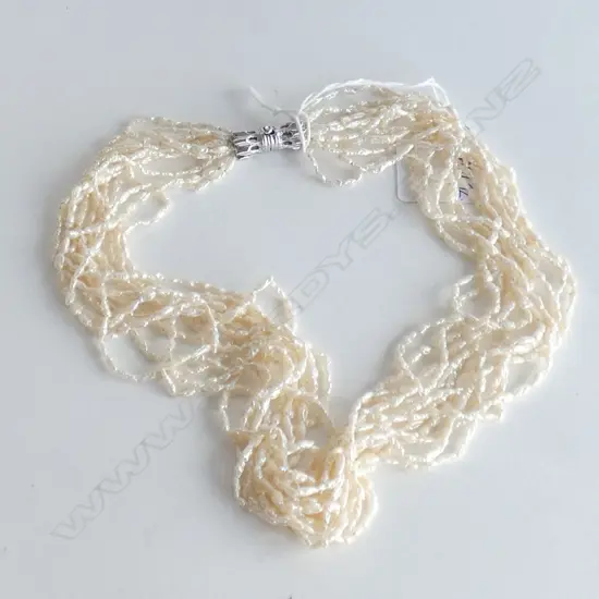 STRING OF FRESHWATER PEARLS