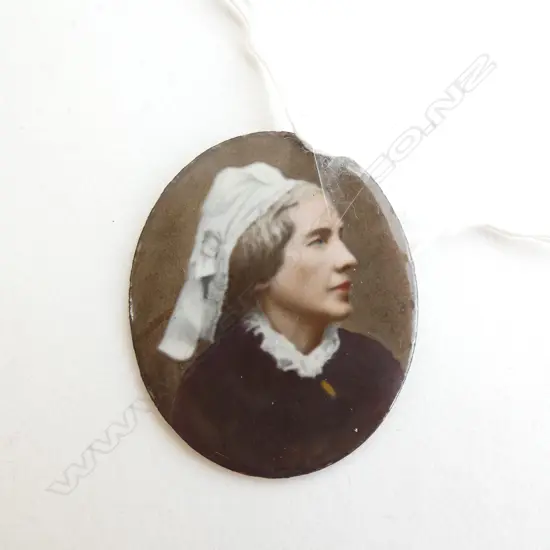 C1900 ENAMELLED PHOTO WOMAN PORTRAIT PANEL