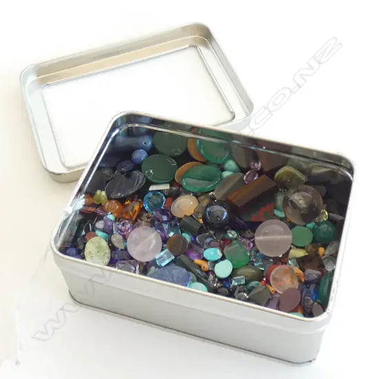 BOX ASST GEMSTONES; SOME A/F