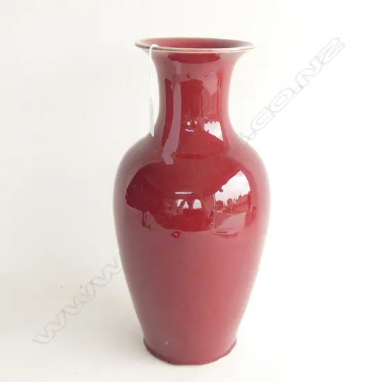 CHINESE PORCELAIN, OX BLOOD GLAZE VASE. H.360mm