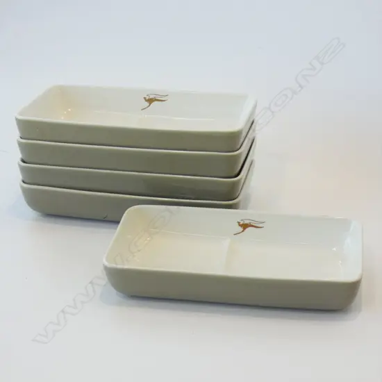 5 CROWN LYNN QANTAS PLATES W.195mm