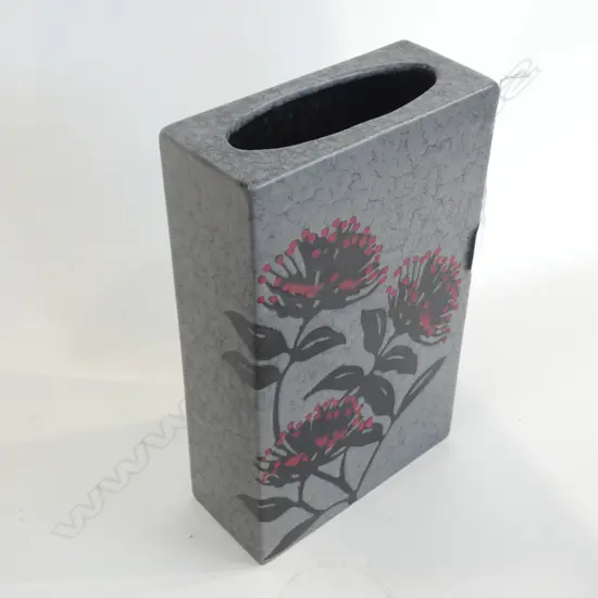 CHARLIE SEAKINS PAINTED POHUTUKAWA VASE H.275mm