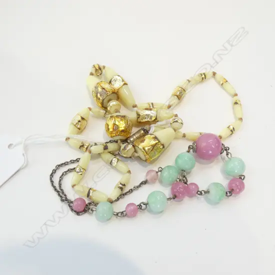 2 FANCY COSTUME BEAD NECKLACES. GLASS BEADS ETC