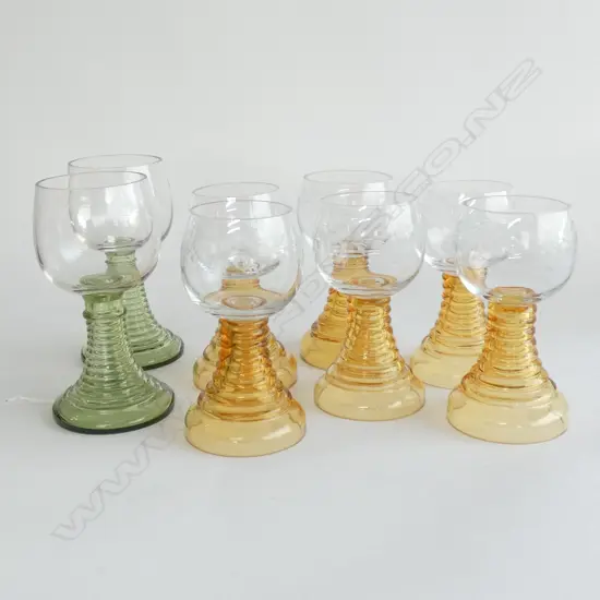 8 GERMAN 'ROEMER' WINE GLASSES - 6 ENGRAVED w AMBER STEMS + 2 GREEN STEMS 