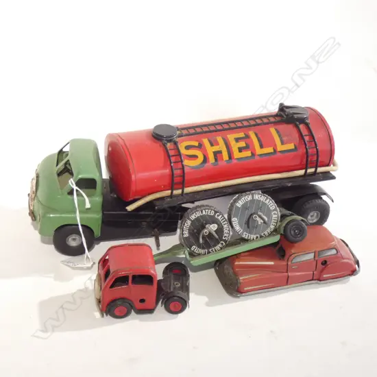 VINTAGE TRI-ANG 'MINIC' PETROL TANKER AF + CABLE TRUCK & FRENCH CAR