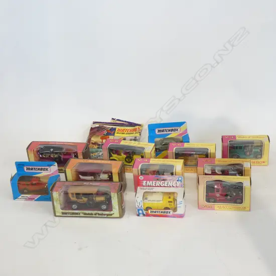 BOX LOT MODEL CARS; 'MODELS OF YESTERYEAR' ETC