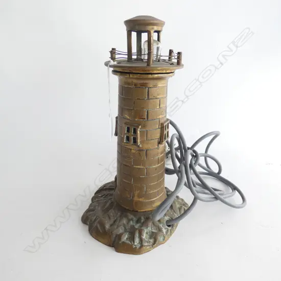 EARLY 20thC BRASS LIGHTHOUSE LAMP H,310mm