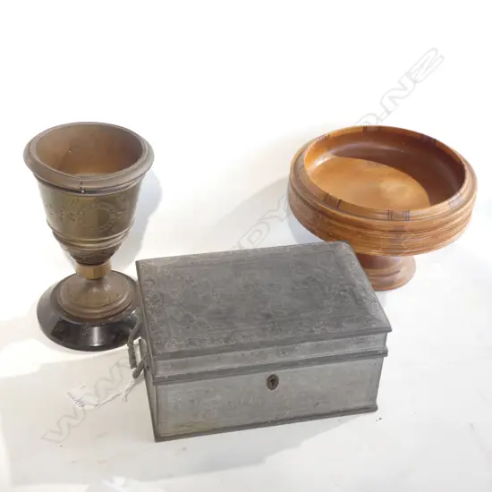 ENGRAVED PEWTER BOX W.225mm, SOVEREIGN WARE TAZZA, TROPHY