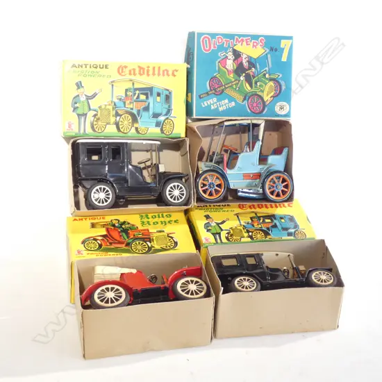 4 VINTAGE CARS, BOXED; 2x CADILLAC, ROLLS ROYCE, OTHER