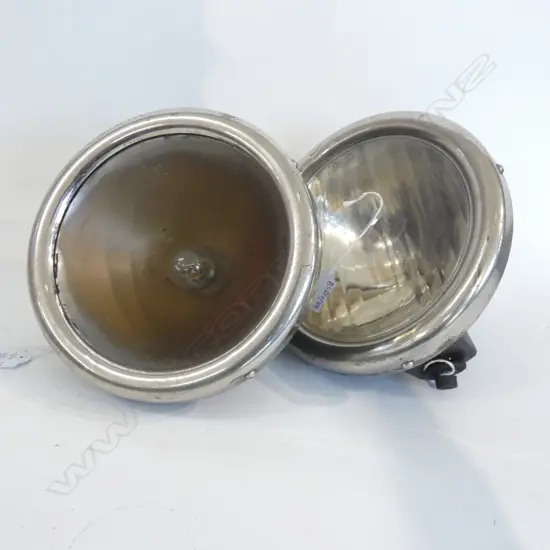 PR VINTAGE FORD CAR HEAD LIGHTS