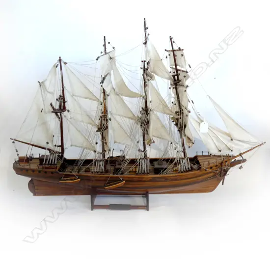 HARDWOOD FOUR MASTED SHIP MODEL 'BELL ETOILE' L.660mm