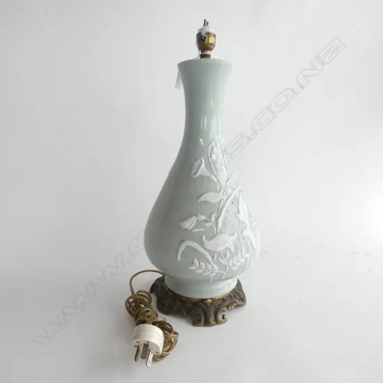 EARLY 20THC LAMP WHITE VINE ON CELEDON ORMOLU MOUNTS TO BASE H.450mm