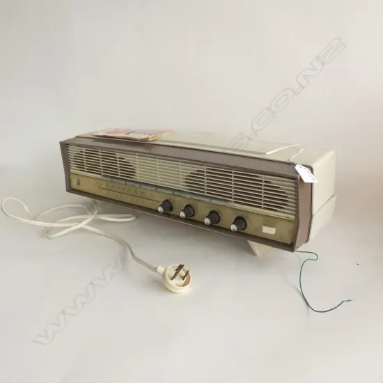 RETRO GENERAL RADIO BY BELL w. BOOKLET L.550mm