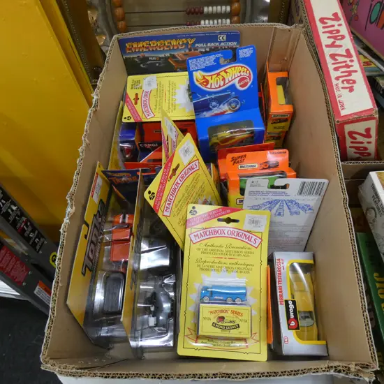 BOX LOT MATCHBOX / TONKA / HOT WHEELS