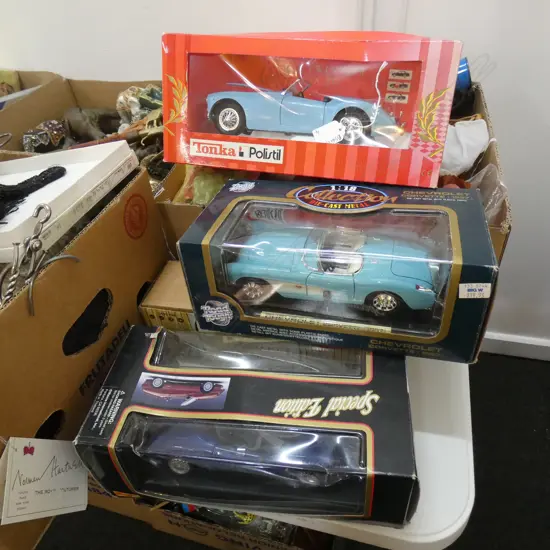 4 BOXED MODEL TOYS; HOOTING LOCOMOTIVE + 3 CARS; CHEV, TONKA, MAISTO