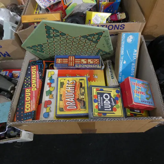 BOX LOT VINTAGE BOARD GAMES