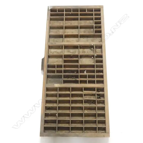 PRINTERS TRAY 825x370mm