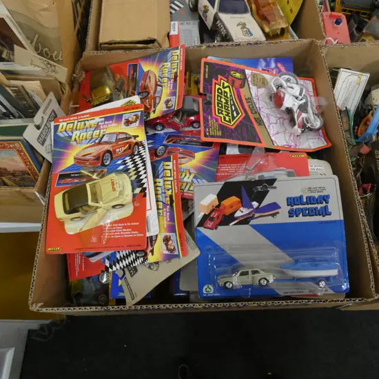 BOX LOT ASST. DIE CAST BOXED MODEL CARS ETC
