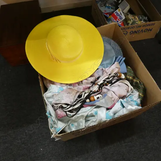 BOX LOT ASST. VINTAGE FASHION