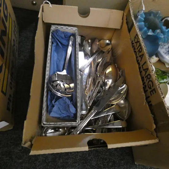BOX LOT SILVER PLATE CUTLERY 