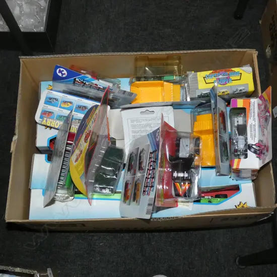 BOX LOT ASST. BOXED MODEL CARS