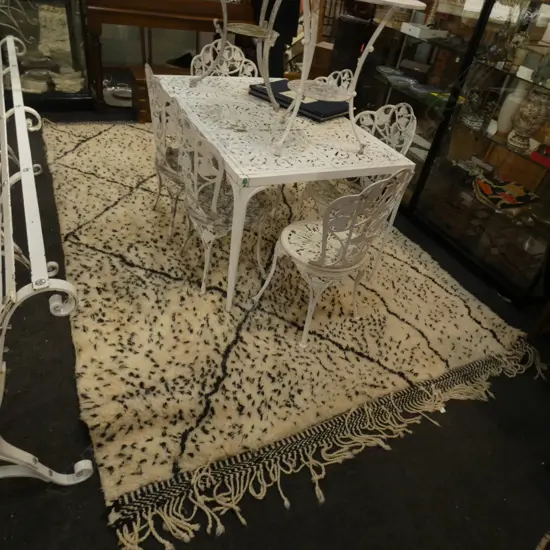 LARGE CONTEMPORARY ALL WOOL RUG...