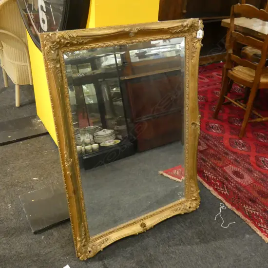 LG GILT FRAMED WALL MIRROR 755 X 1050MM