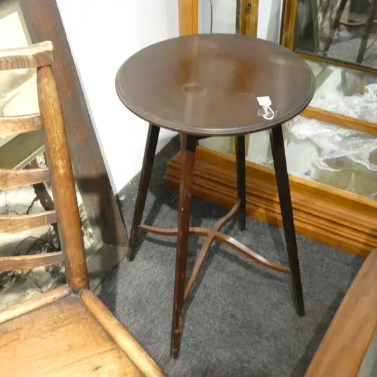 SM ROUND MAHOGANY TALL SIDE TABLE DIA 440MM (MARKS TO TOP)