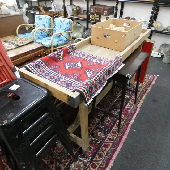 WOODEN TRAY EDGE TABLE w. METAL DETAILING...