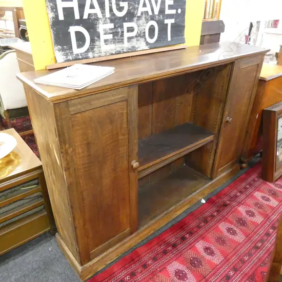 LG OAK SIDE BOARD - 2 DOORS & SHELVES 1670 X 360MM