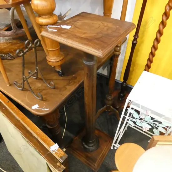 TALL DARK WOOD STAINED PLANT STAND H. 1200MM