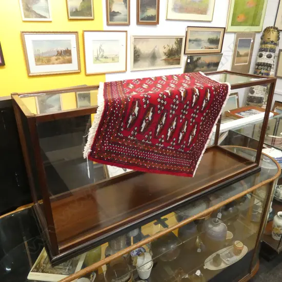 LG GLASS DISPLAY CASE 360 X 1230 X 565MM