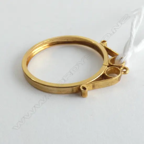 9CT GOLD SOVEREIGN HOLDER 1.66gm