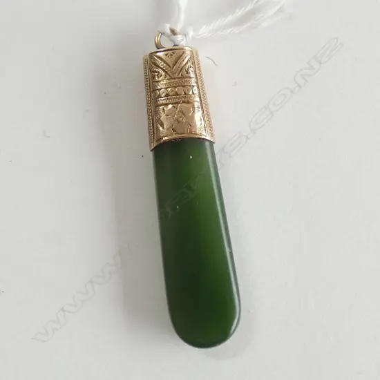 ANTIQUE ENGRAVED GOLD MOUNTED NEPHRITE PENDANT