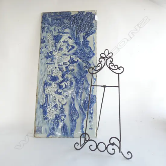 QIANLONG STYLE B/W FAMILY PORCELAIN PLATE PAINTING w. STAND...