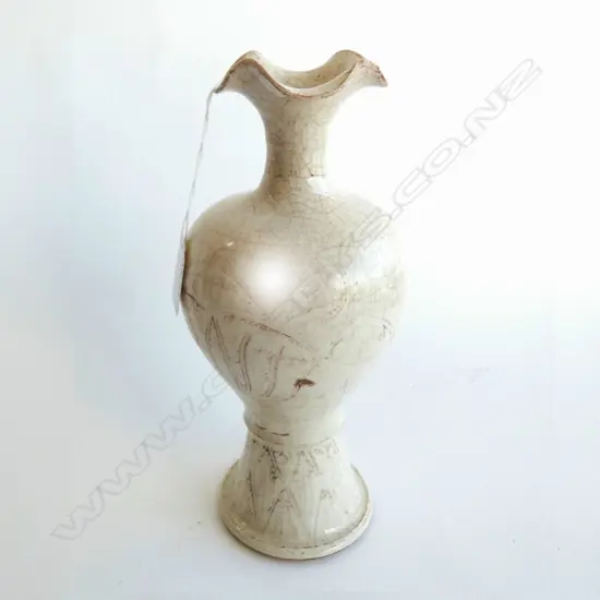 OLD WHITE PORCELAIN VASE - CRAZED  H. 255MM