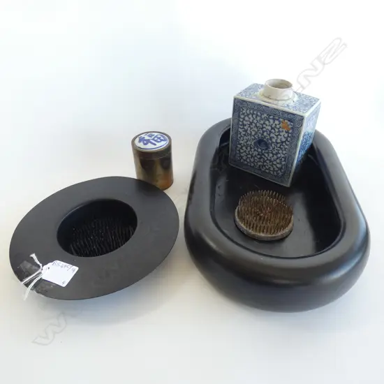 2 BLACK IKEBANA BOWLS + 2 B/W CHINESE CONTAINERS