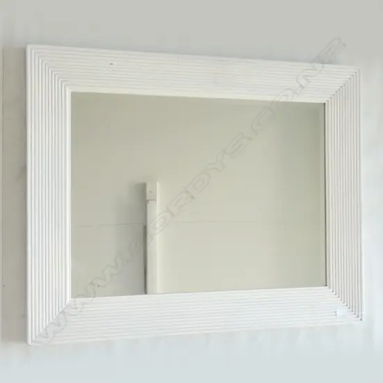 LARGE CONTEMPORARY MIRROR, WHITE FRAME 945x740mm