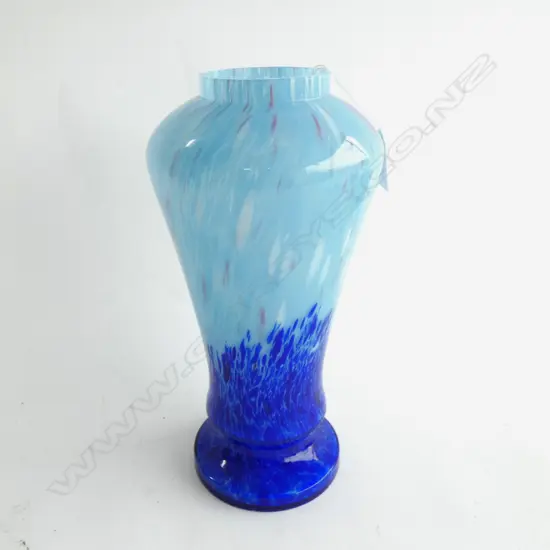 MOTTLED BLUE ART GLASS VASE - POSSIBLY HAND BLOWN BY MONART H. 300MM